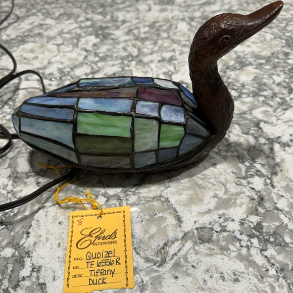 Vintage Quoizel Tiffany duck accent table lamp TF6556R - Picture 5 of 11